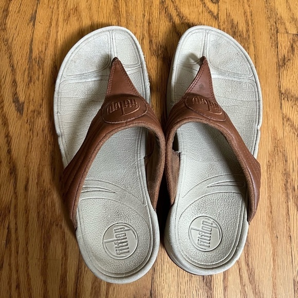 FitFlop Brown Flip Flops Size 8 - Picture 6 of 10